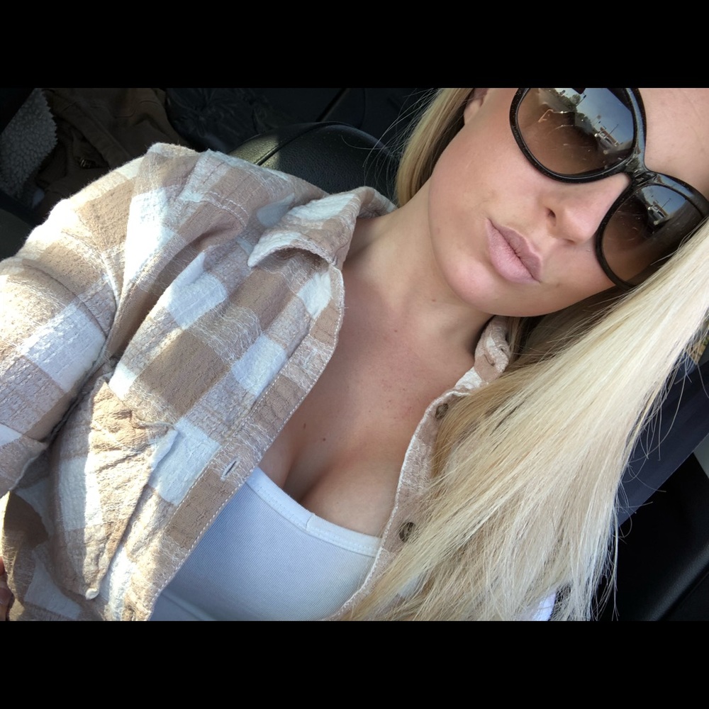 Meet your Posher, Tabitha